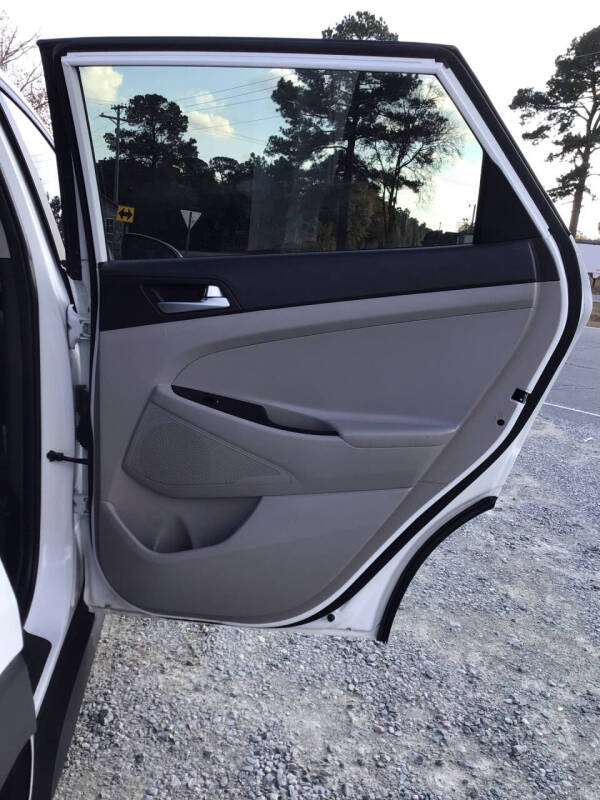 2020 Hyundai Tucson SE