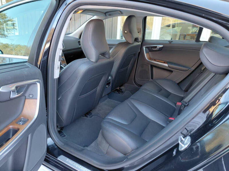 2016 Volvo S60 T5 Inscription Platinum