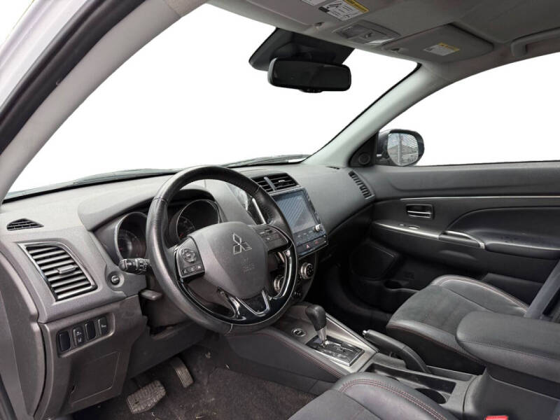 2023 Mitsubishi Outlander Sport