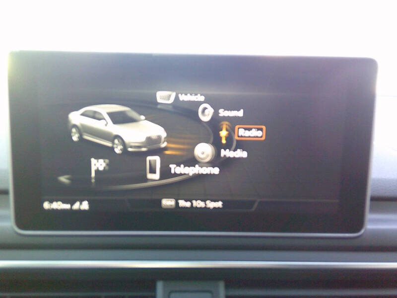 2018 Audi A4 2.0T quattro Premium Plus