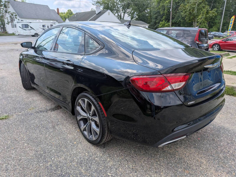 2016 Chrysler 200