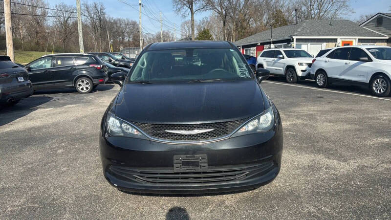 2017 Chrysler Pacifica LX