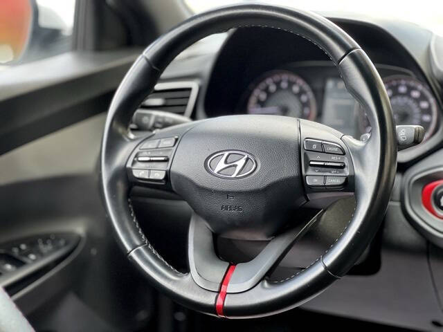 2020 Hyundai Veloster 2.0L Premium