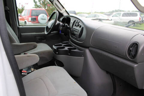 2007 Ford E-Series E-350 SD XLT