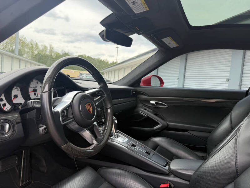 2019 Porsche 911 Turbo S