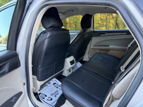 2019 Ford Fusion Hybrid SE