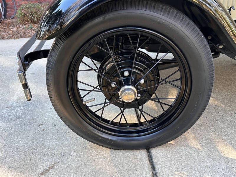 1928 Ford Model A Phaeton 4Dr