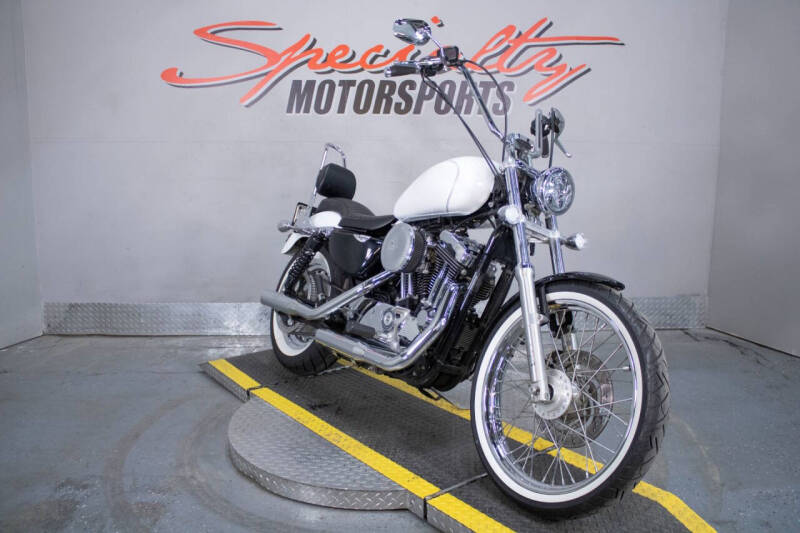 2006 Harley-Davidson Sportster 1200 Custom