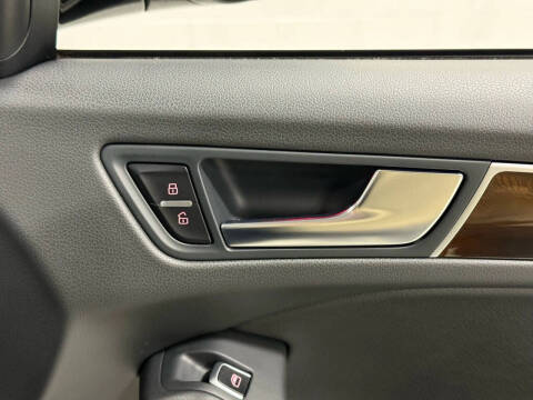 2016 Audi Q5 2.0T quattro Premium Plus