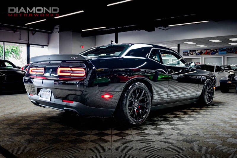 2016 Dodge Challenger SRT Hellcat