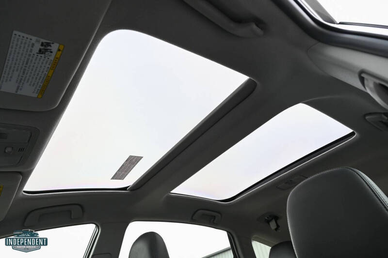 2012 Toyota Prius v Two