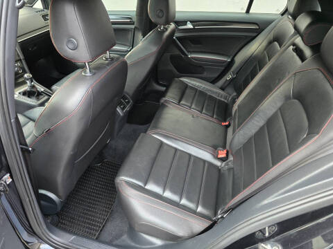 2015 Volkswagen Golf GTI Autobahn