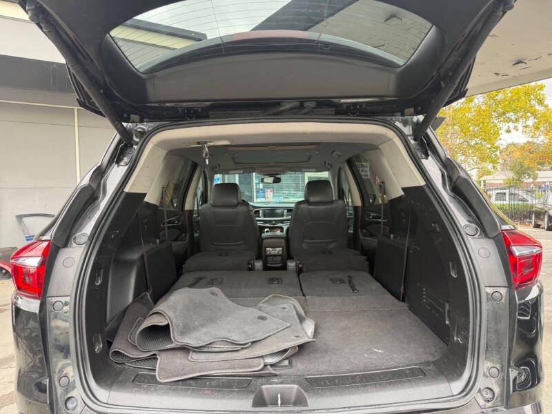 2020 Buick Enclave Essence