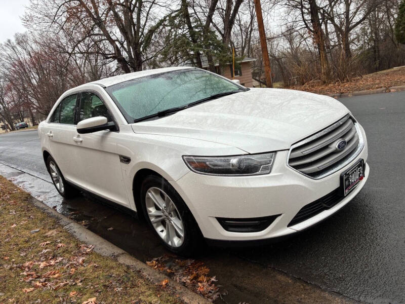 2015 Ford Taurus SEL