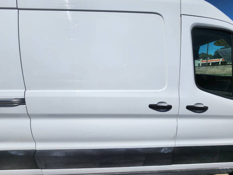 2023 Ford Transit 250