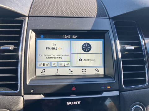 2017 Ford Taurus Limited