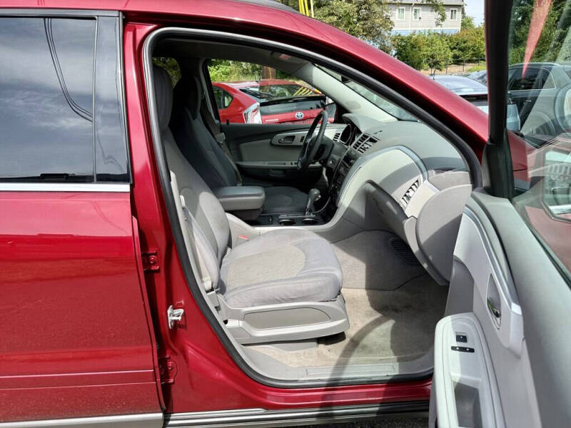 2011 Chevrolet Traverse LT