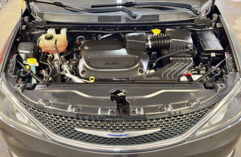 2019 Chrysler Pacifica Touring L