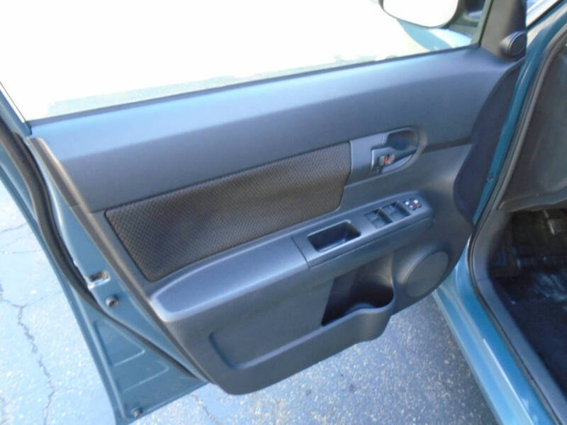 2008 Scion xB