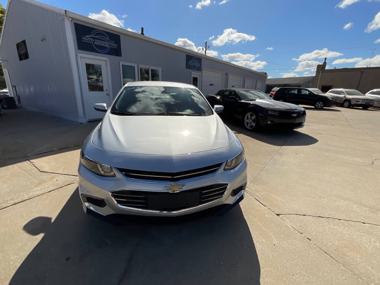 2016 Chevrolet Malibu for sale at Auto Connection in Waterloo, IA