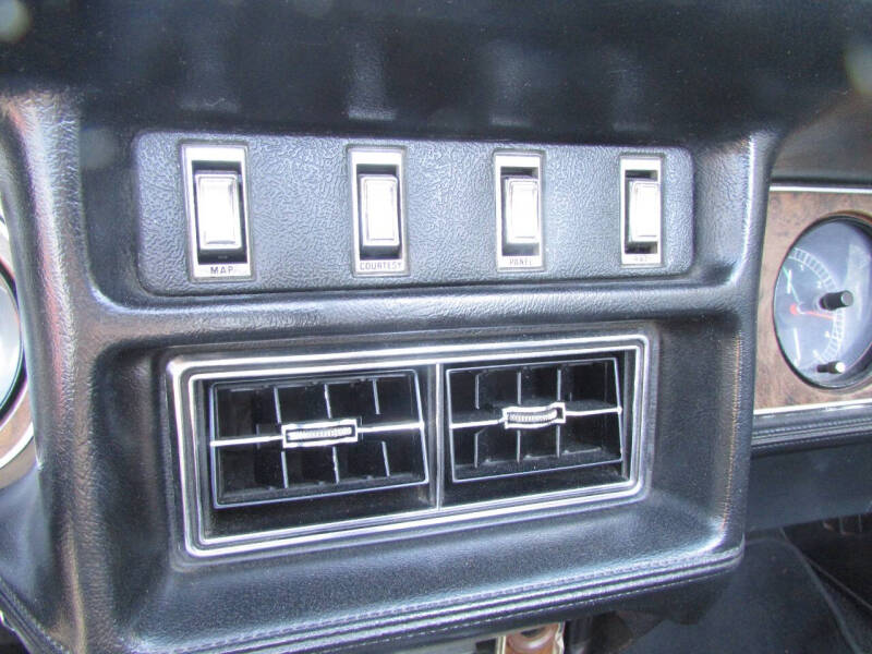 1969 Mercury Cougar XR7