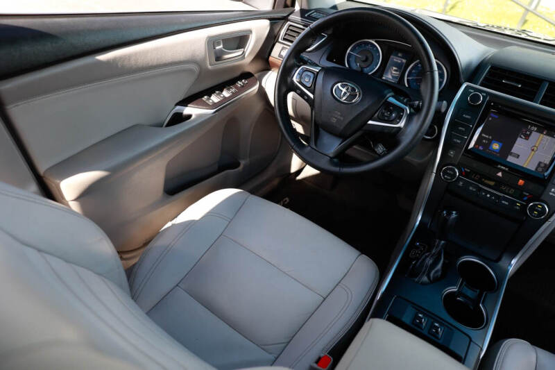 2017 Toyota Camry XLE