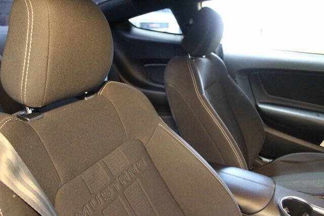 2020 Ford Mustang EcoBoost