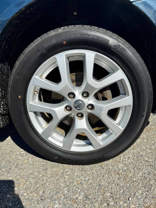 2013 Nissan Rogue SV w/SL Package