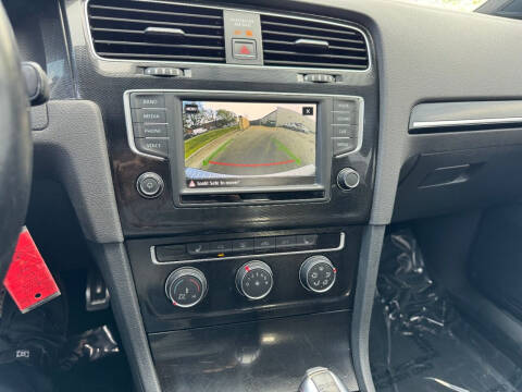 2017 Volkswagen Golf GTI S