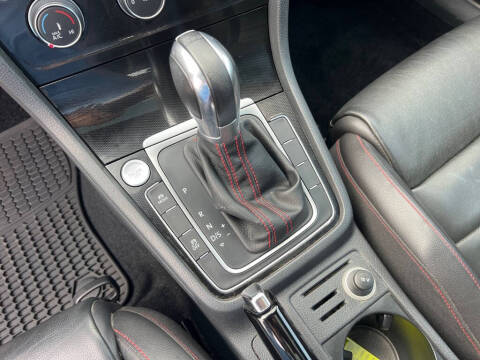 2016 Volkswagen Golf GTI S