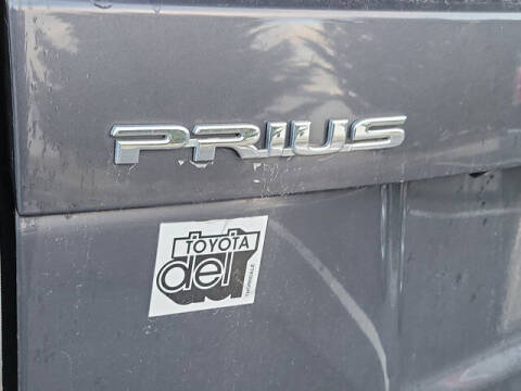 2013 Toyota Prius Three