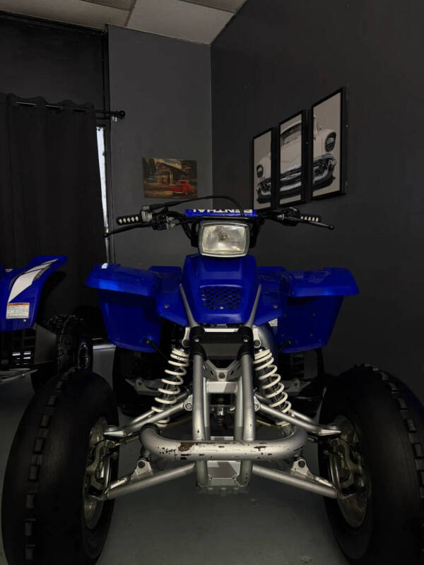2001 Yamaha YFZ350 BANSHEE