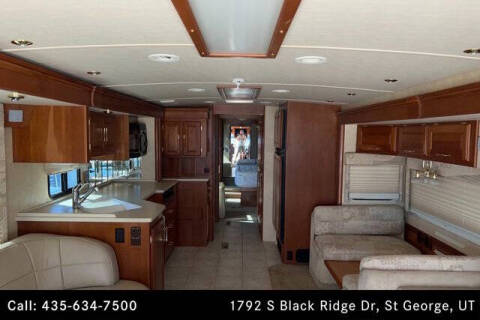 2005 Freightliner XC Chassis