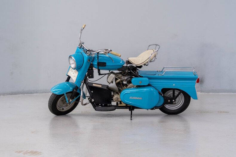 1965 Cushman Super Silver Eagle