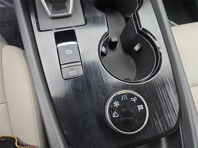 2024 Nissan Rogue SL