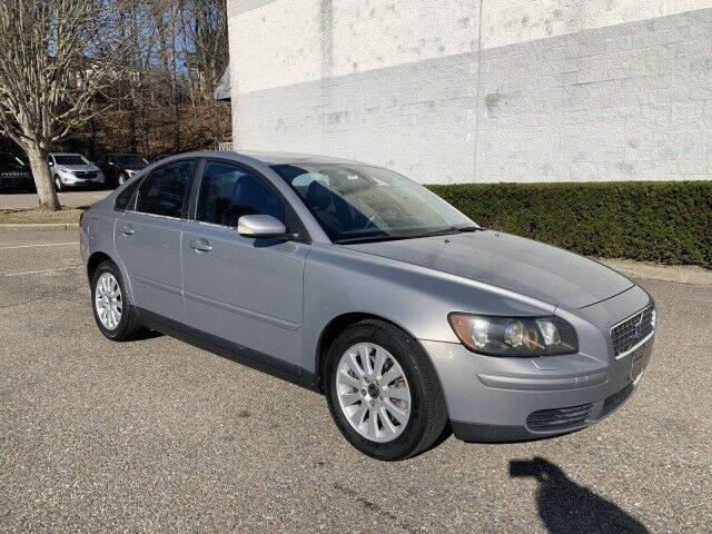 2004 Volvo S40 for sale at Select Auto in Commack NY