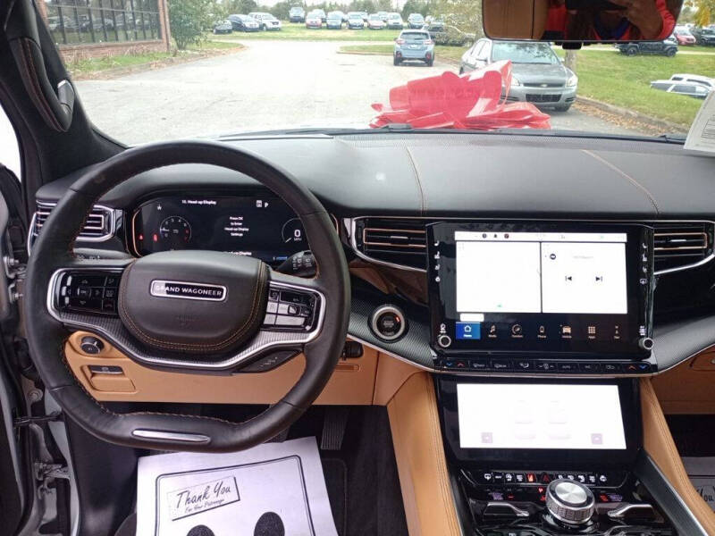 2023 Jeep Grand Wagoneer L Series III