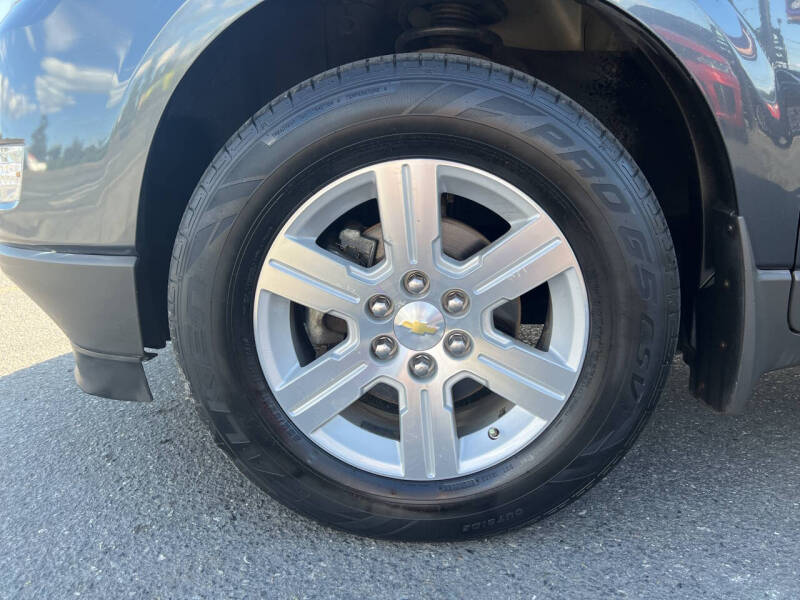 Used 2011 Chevrolet Traverse 2LT with VIN 1GNKVJED1BJ173333 for sale in Edmonds, WA