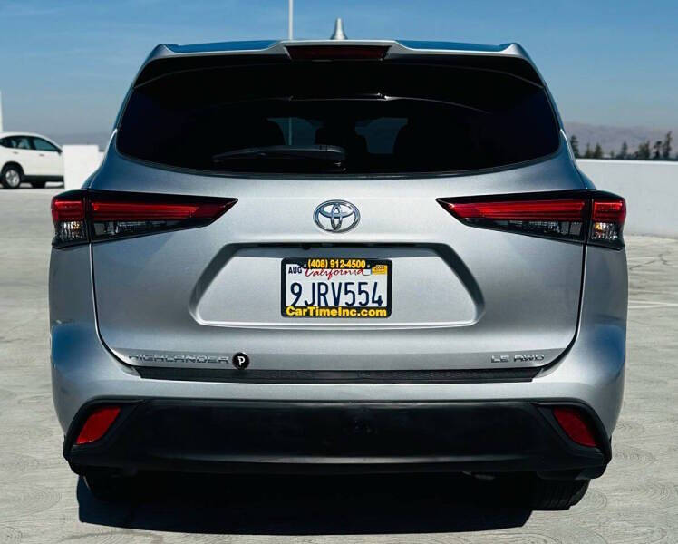 2021 Toyota Highlander LE