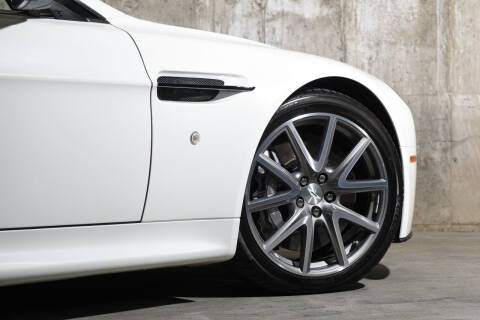 2013 Aston Martin V8 Vantage