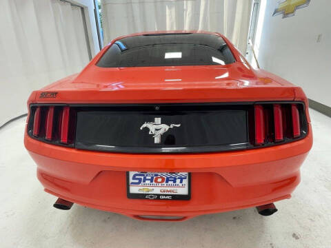 2016 Ford Mustang V6