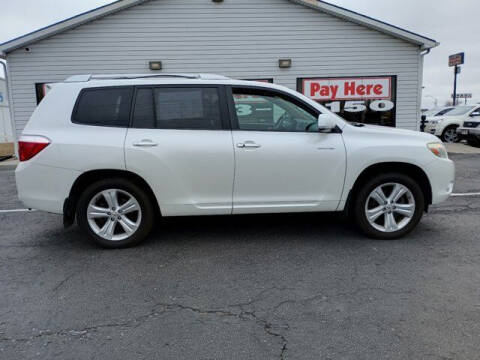 2010 Toyota Highlander for sale at Automart 150 in Council Bluffs IA