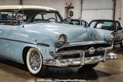 1953 Ford Crestline