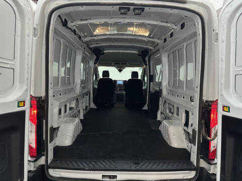 2023 Ford Transit