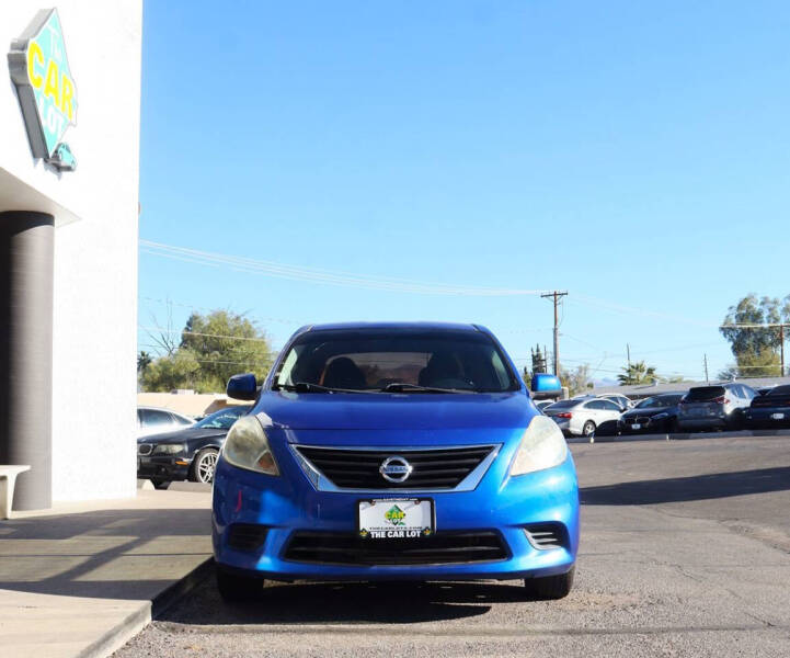 2012 Nissan Versa 1.6 SV