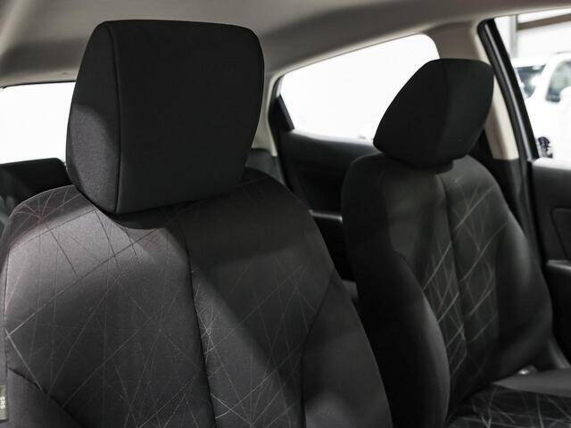 2011 Mazda MAZDA2 Touring