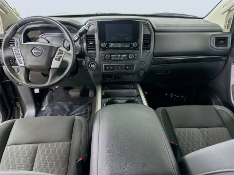 2024 Nissan Titan SV