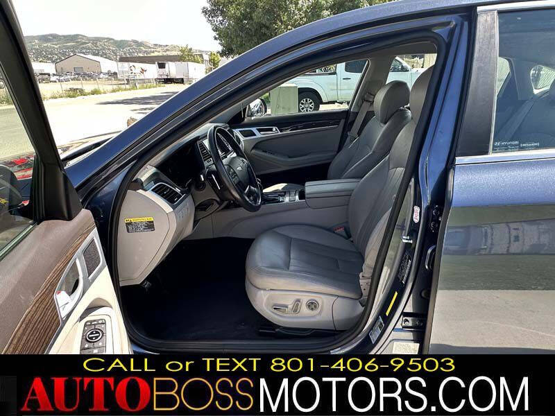 2016 Hyundai Genesis