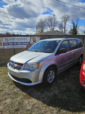 2012 Dodge Grand Caravan for sale at CLEAN CUT AUTOS in New Castle DE