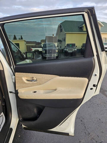 2023 Nissan Murano SL